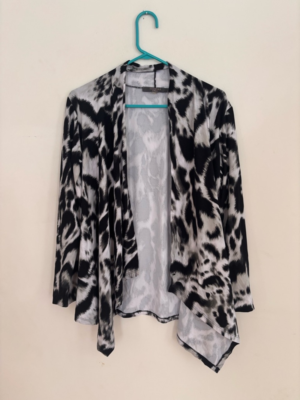 Essentials by Milano Black & White Patterned Open Front Cardigan | Size